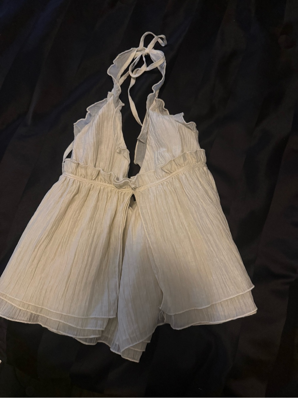 Aesthetic halter top